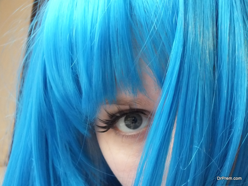 temporary-glow-in-the-dark-hair-dye