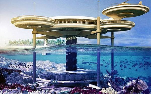 Water Discus Hotel
