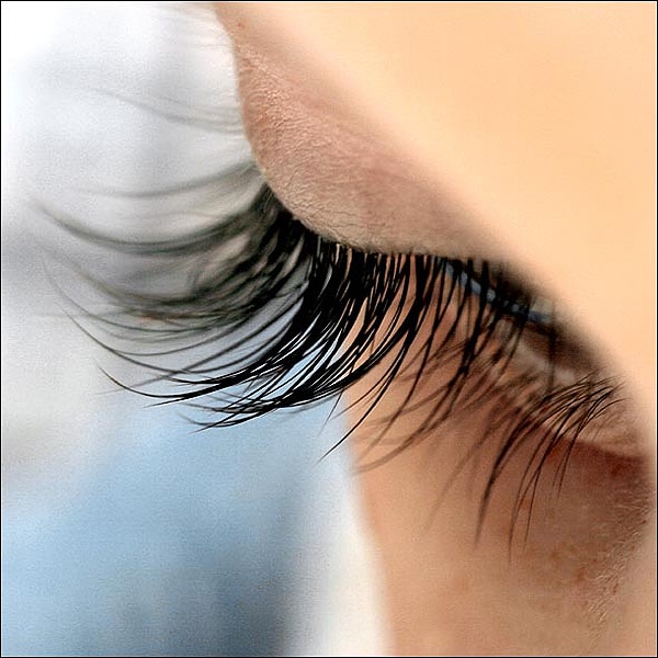long_eye_lashes - Dr Prem
