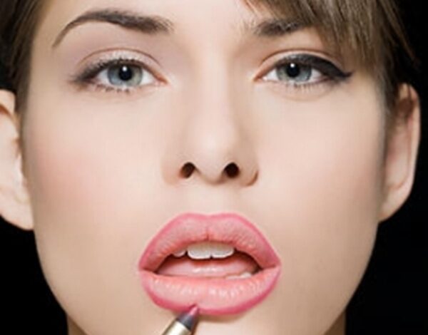 4-tips-to-make-your-lips-plump-naturally-global-healthcare-guide