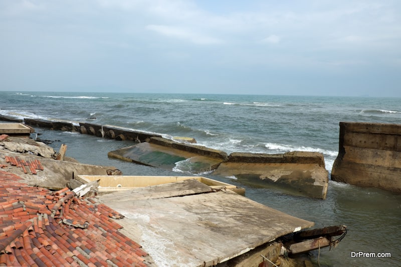 Sudden sea level swells could endanger the lives