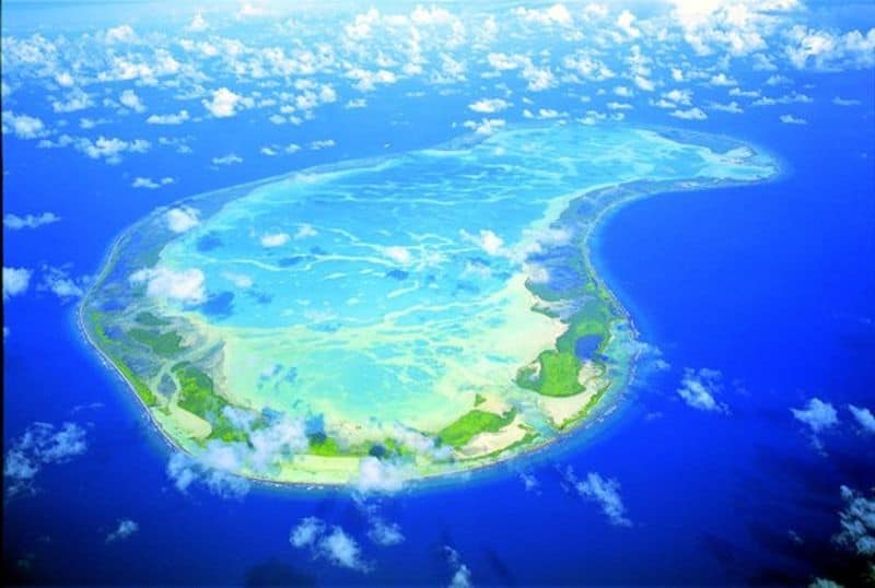 Mass-relocation-from-endangered-pacific-islet