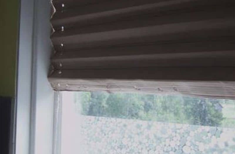 make your own cardboard window blind