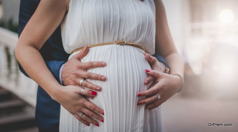 Pregnancy-vows-a-husband-can-take