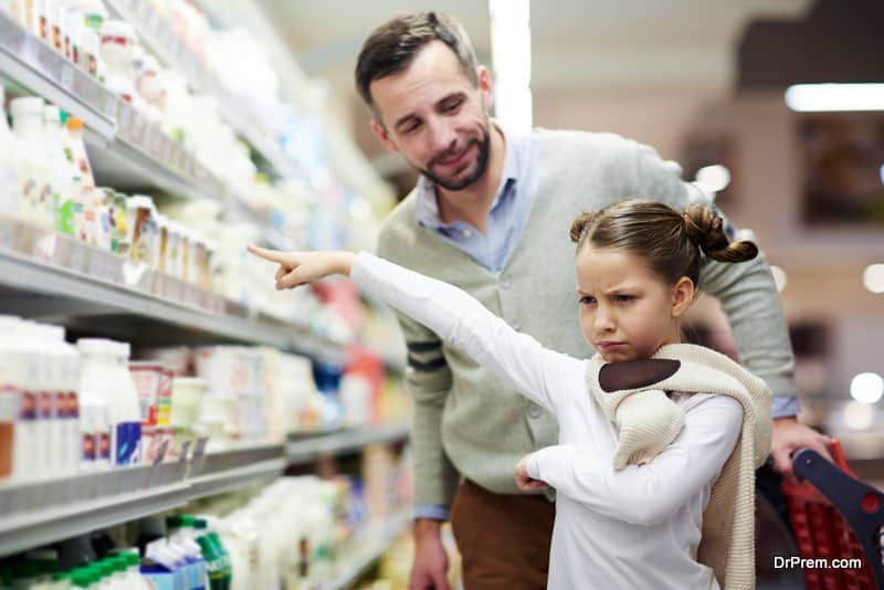 Managing kids while shopping