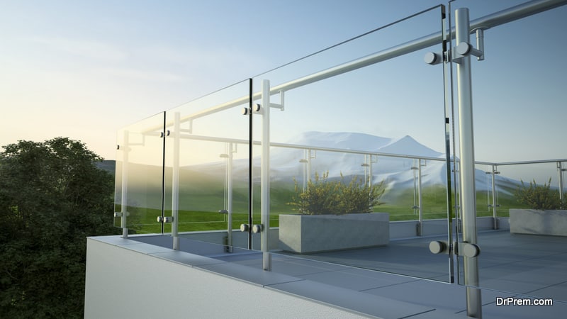 Glass fencing