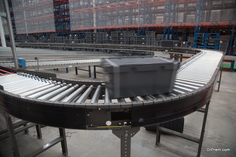 Curved conveyor belts