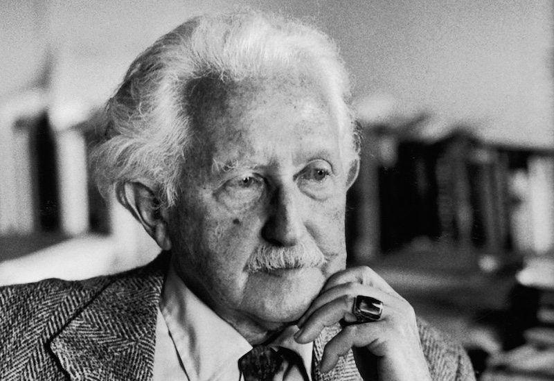 Erik Erikson