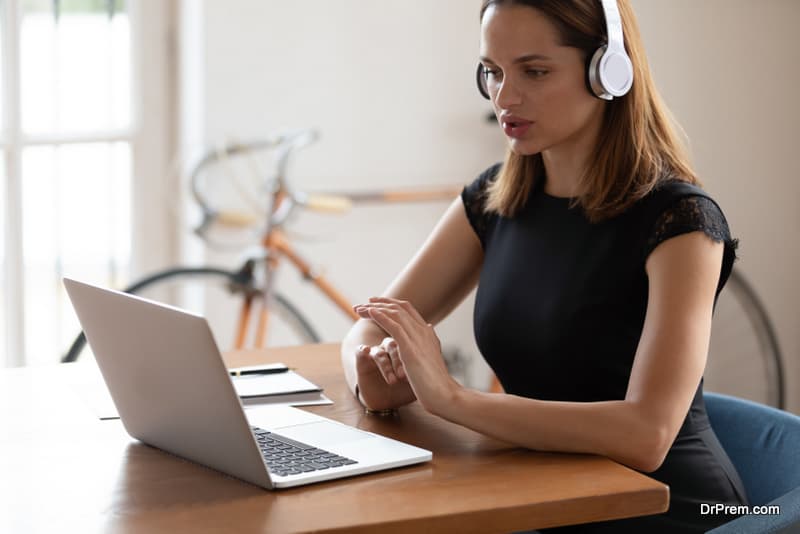 woman using Wireless headphones