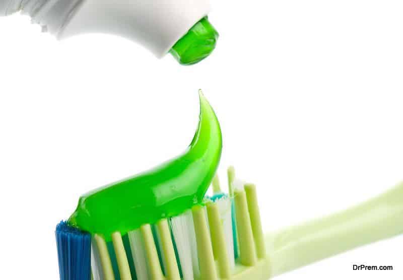 Five Reasons to Switch to Organic Toothpaste Today
