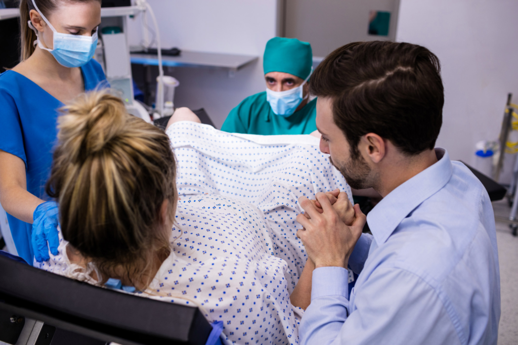 childbirth hospital room