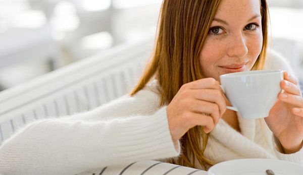 woman-drinking-tea-coffee-628x363