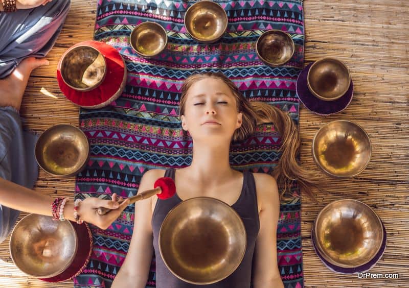 singing-bowl-therapy
