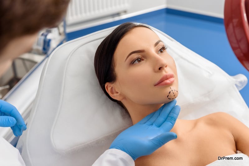 woman undergoing Aesthetic treatment