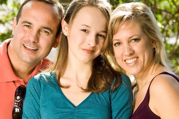 positive-teen-relationship-with-parents2