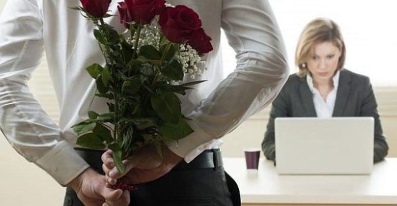 giving 12 red roses