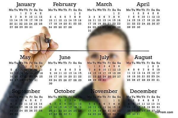 Virtual calendar with a woman writing in copyspace
