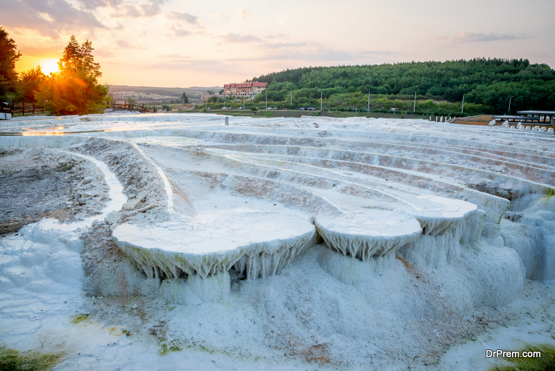 Travertine pools 