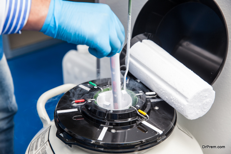 Liquid nitrogen cryogenic tank at laboratory