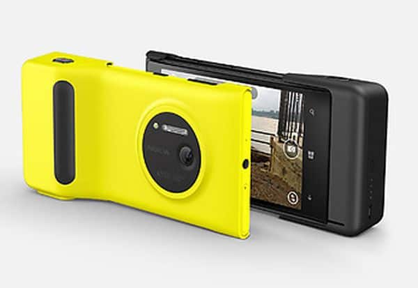 Nokia-Lumia-1020-with-Camera-Grip
