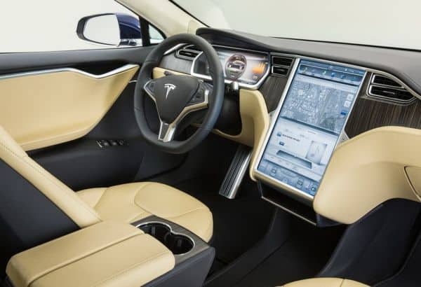 Luxury-Tesla-Model-S-Interior-with-GPS