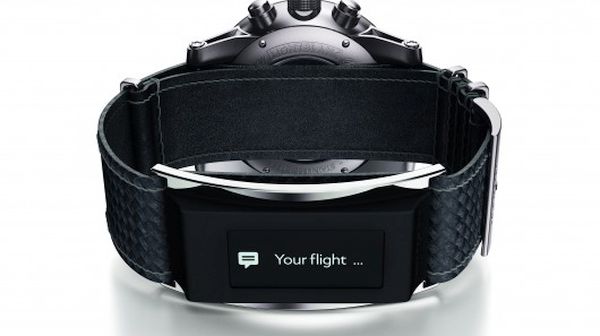 Montblanc smartwatch with e-Strap