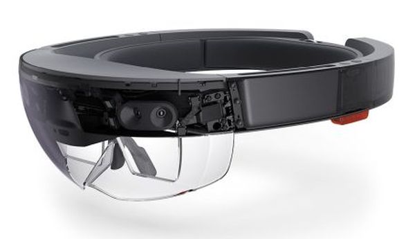 Microsoft HoloLens champion of VR