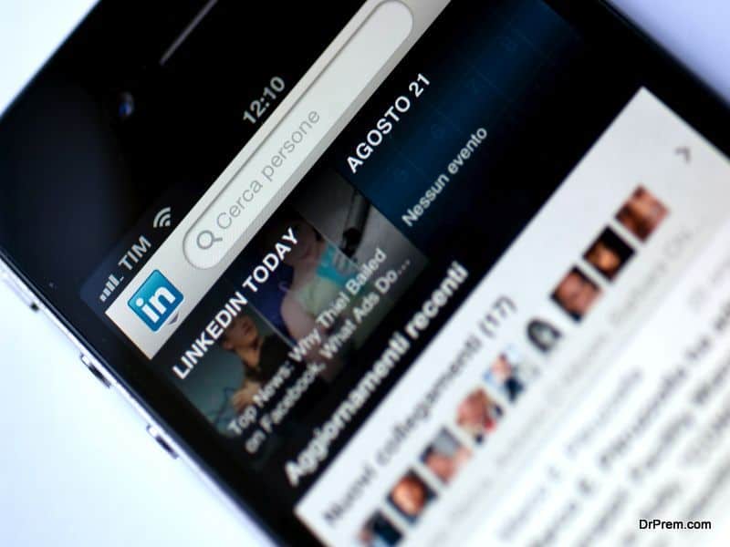 Discovering LinkedIn members with your mobile for maximum advantage