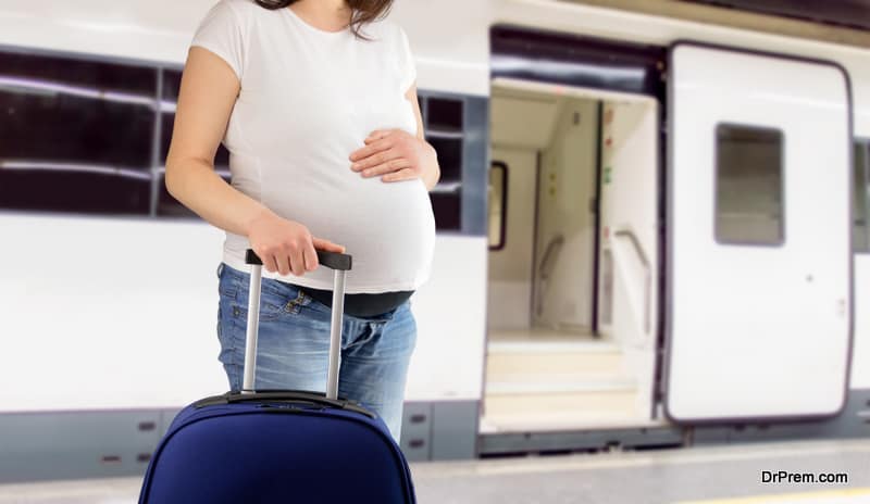 train travel 4 weeks pregnant
