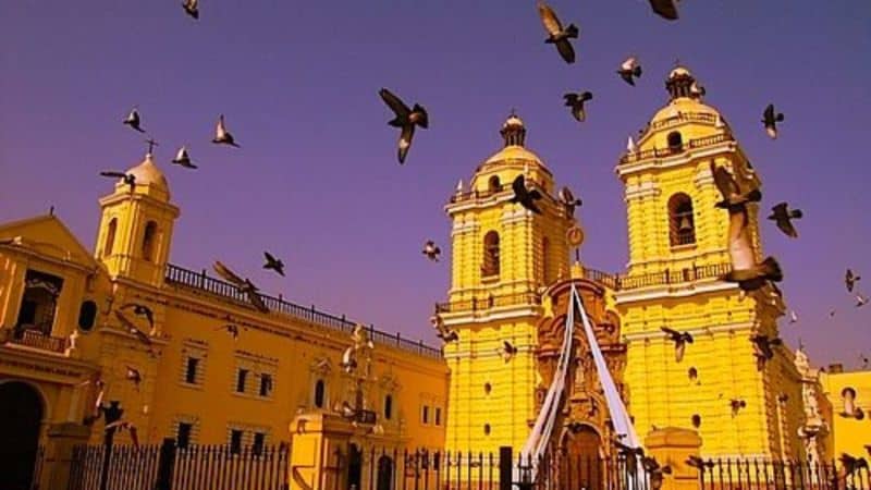 Travel tour pacakge to see the attractions in Lima capital city of Peru