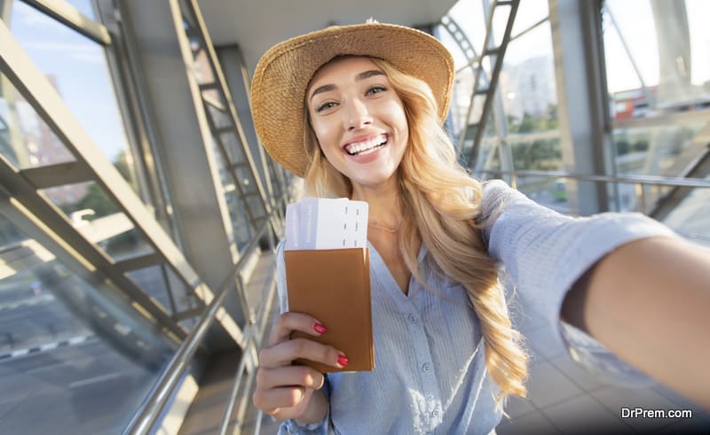 woman ready to travel