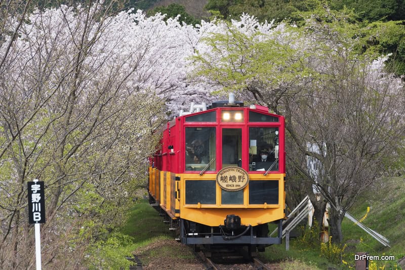 Sagano-Scenic-Railway-Romantic-Train