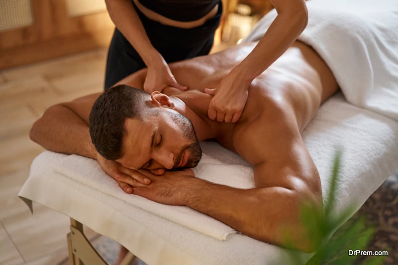 Intense massage through constant body contact